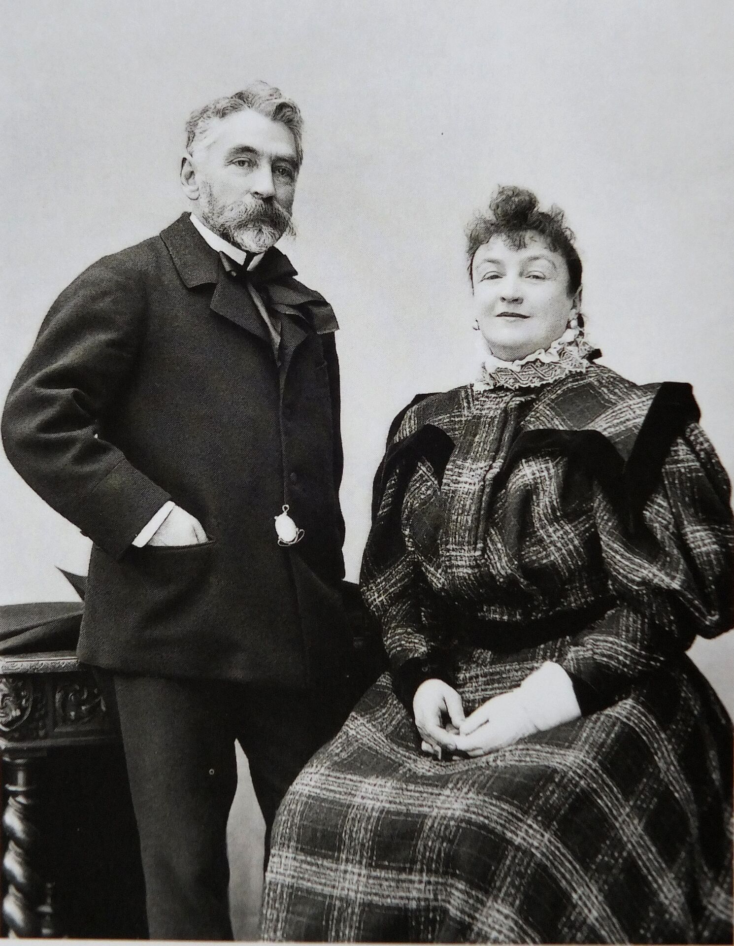 Stéphane_Mallarmé_1896 y mujer