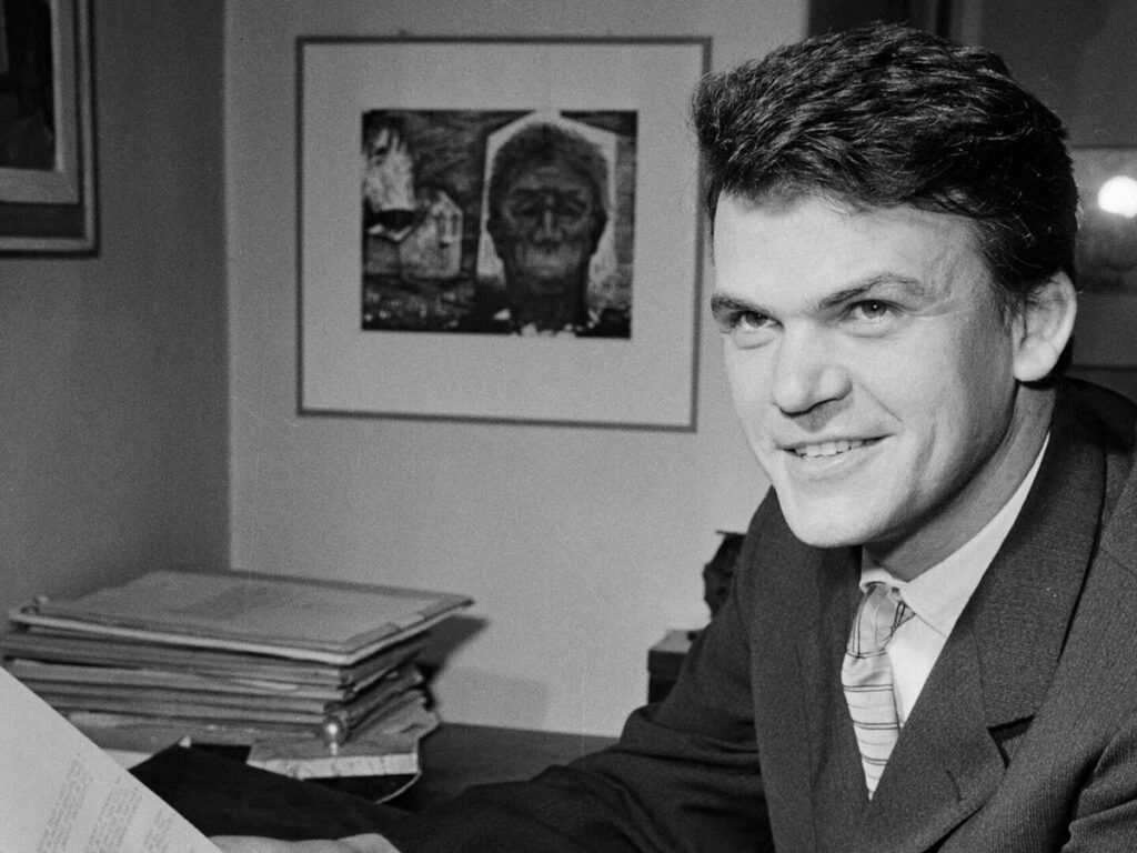 9 Poemas y un fragmento de Milan Kundera