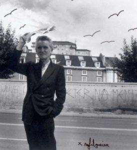 7 Poemas de Carlos Oroza (3)