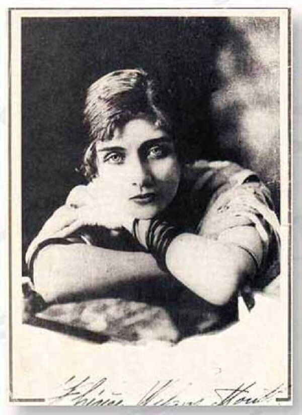 9 Poemas de Teresa Wilms Montt (2)