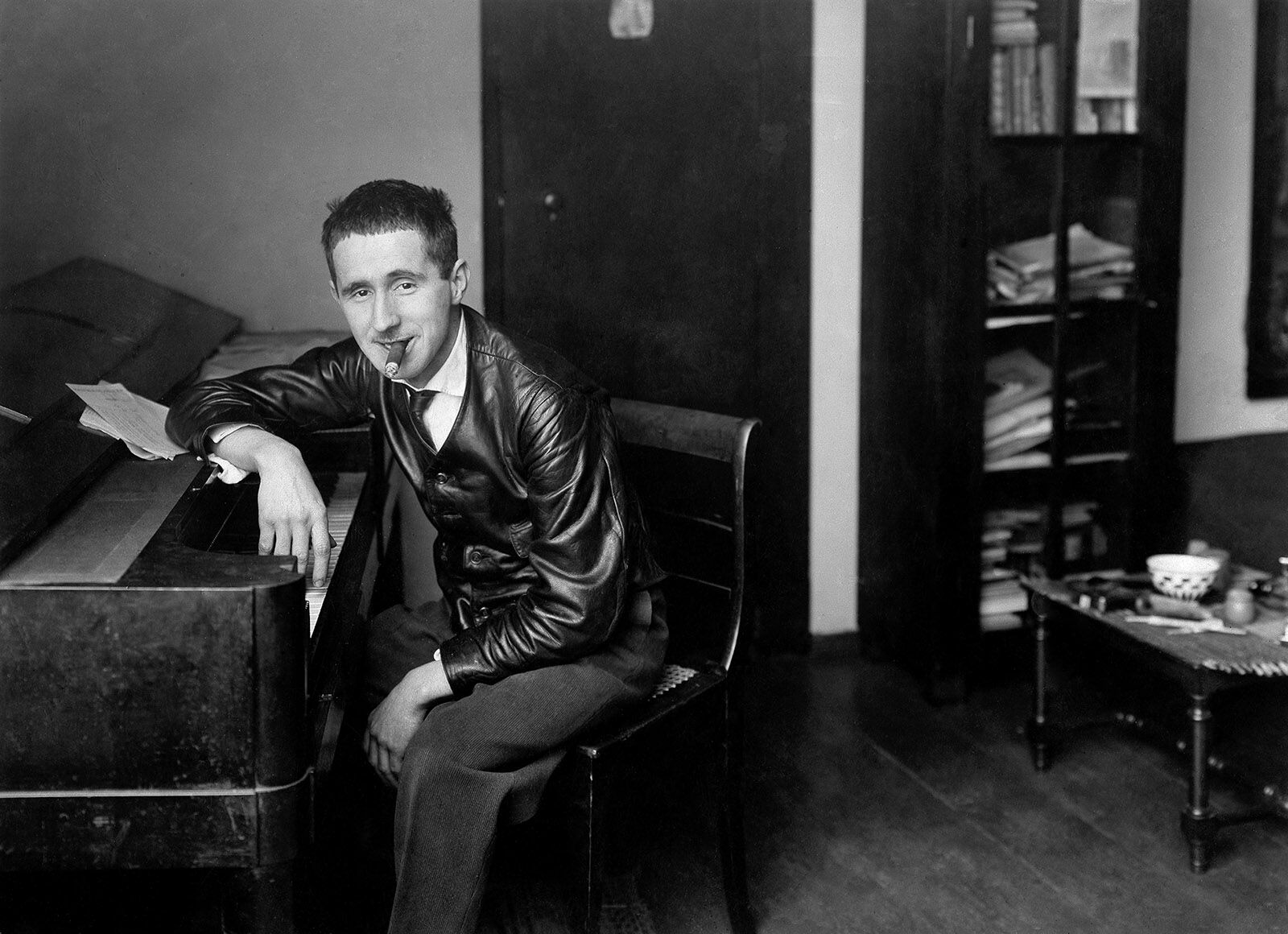 15 Poemas y 1 Epitafio de Bertolt Brecht (10)