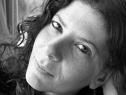 CLAUDIA MASIN
