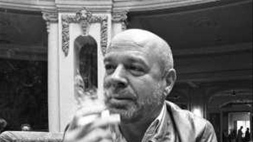 9 Poemas de Jaime Gil de Biedma (9)