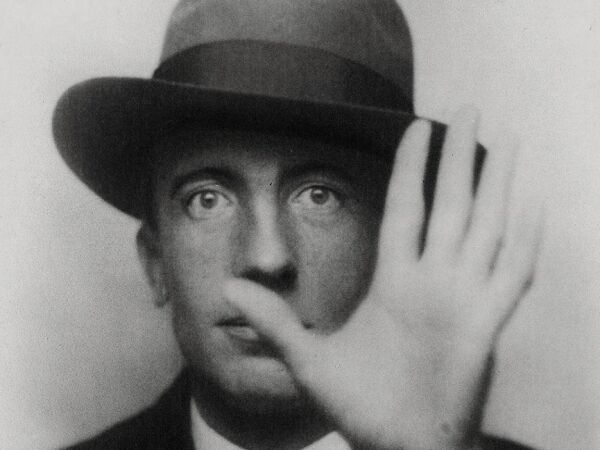 paul-eluard-poeta-s-comprometido-15-600×450-1513117715