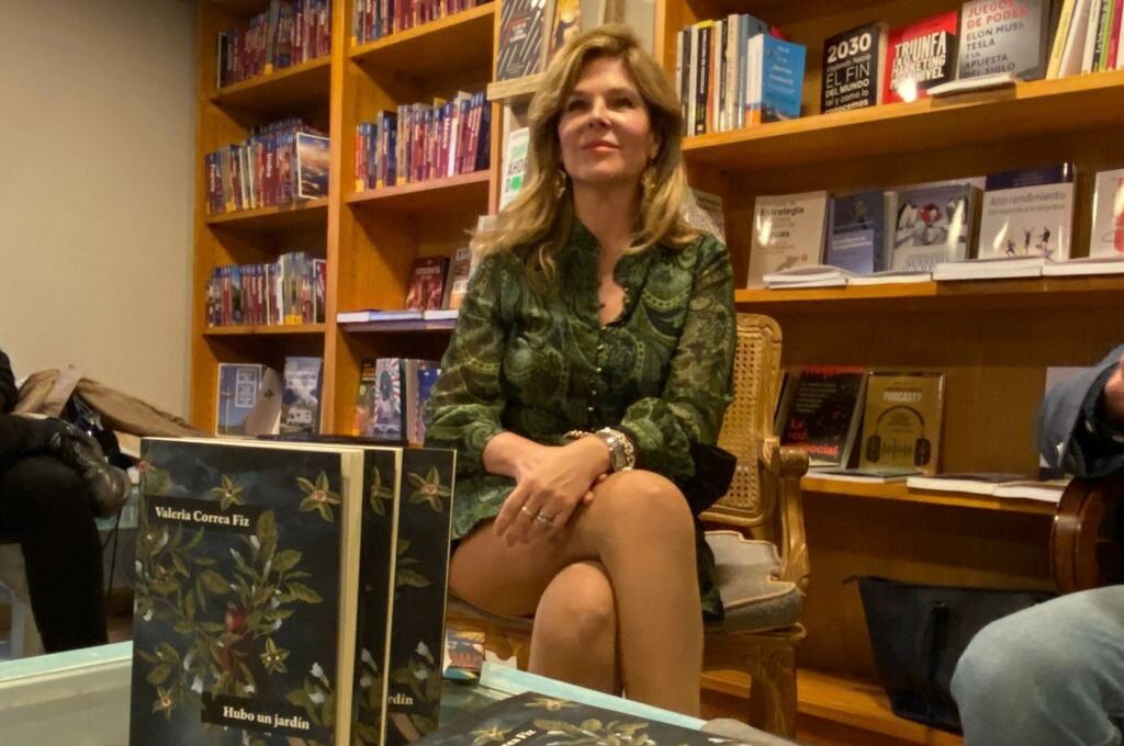 10 Poemas y un cuento de Valeria Correa Fiz (6)