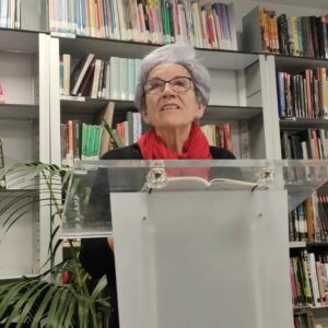 8 Poemas de María Ángeles Maeso (6)