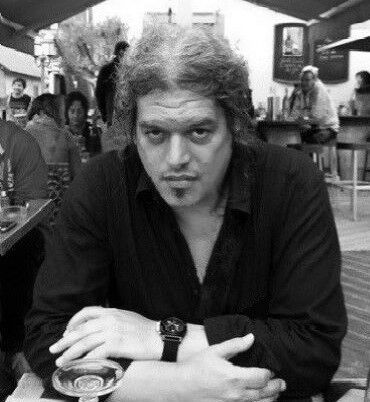3 Poemas de Yannis Livadás (2)