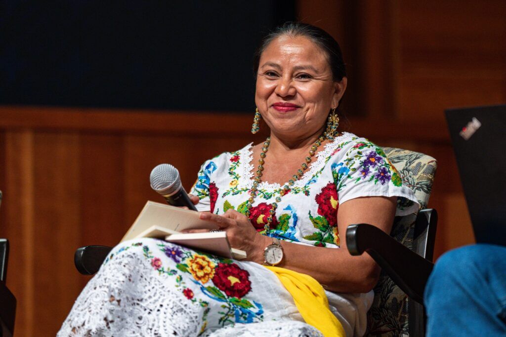 4 Poemas de Elisa Chavarrea Chim (4)