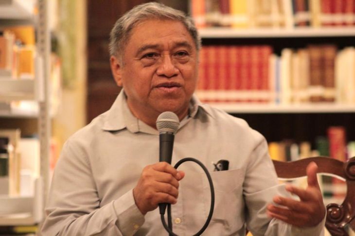 8 Poemas de Feliciano Sanchez Chan (3)