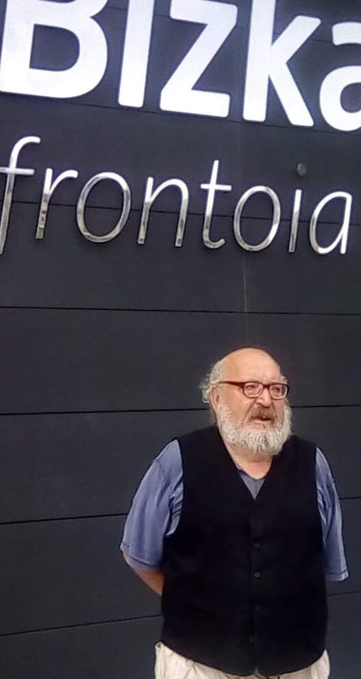 14 Poemas de Adolfo Castaños (10)