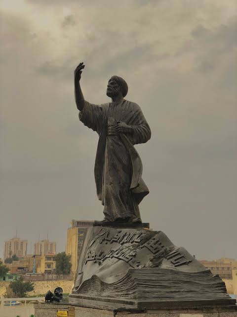 4 Poemas de  Al-Mutanabbi أبو الطيب أحمد بن الحسين المتنبّي  (4)