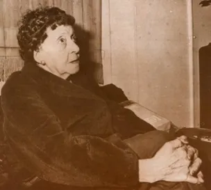 Maria Luisa Carnelli — 5 Poemas y un artículo de María Luisa Carnelli (5)